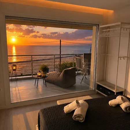 شقة Sea View Luxury Beachfront 3br أغيا ترياس